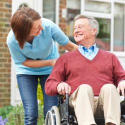 Specyfika pracy z seniorem na wózku inwalidzkim